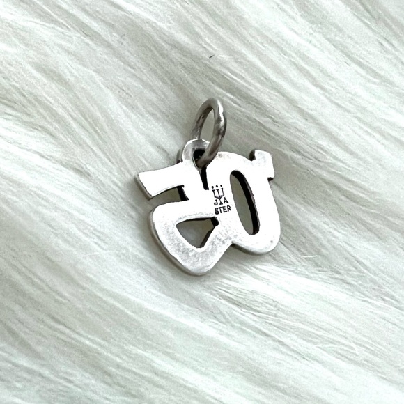 James Avery RARE ‘05 2005 year charm UNCUT - Picture 5 of 7